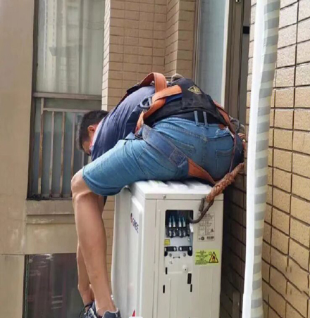 白城市空调移机